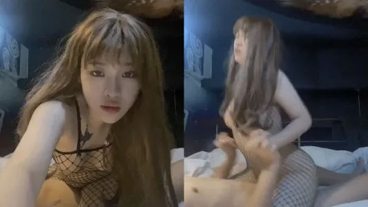 Em xăm hình mèo trên ngực Phần 3